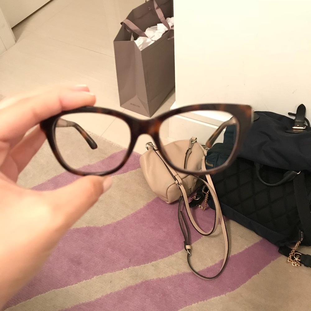 Reading glasses